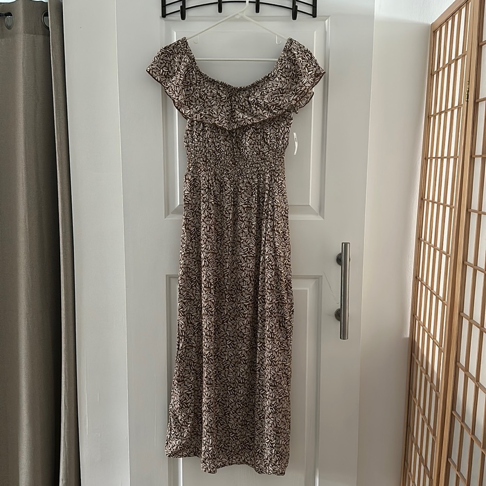 Off the Shoulder Maxi Dress